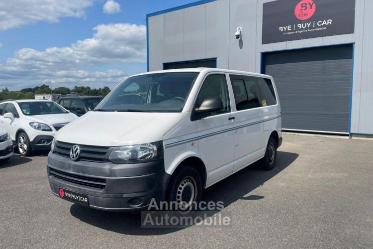 Volkswagen Transporter COMBI CARAVELLE Court 2.0 16V TDI BlueMotion - TVA RECUP 114 9PL T5 GTIE 12M - <small></small> 16.990 € <small>TTC</small> - #1