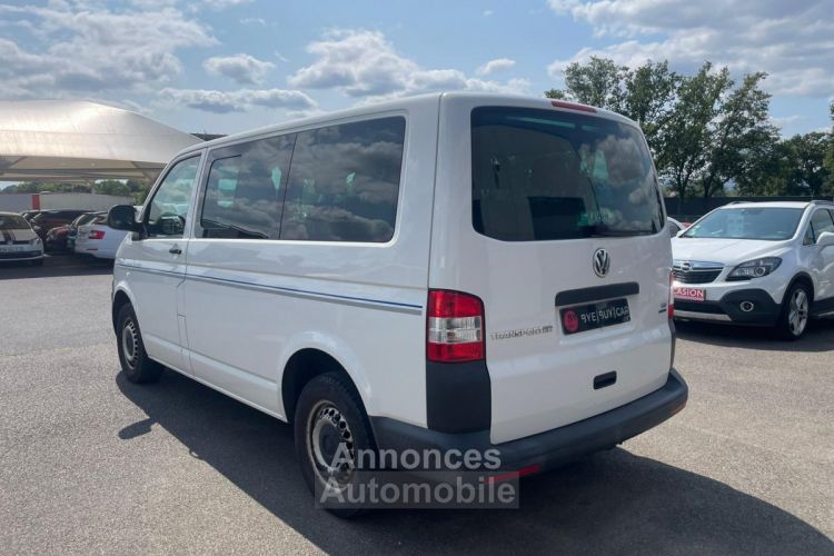 Volkswagen Transporter COMBI CARAVELLE Court 2.0 16V TDI BlueMotion - TVA RECUP 114 9PL T5 GTIE 12M - <small></small> 16.990 € <small>TTC</small> - #7