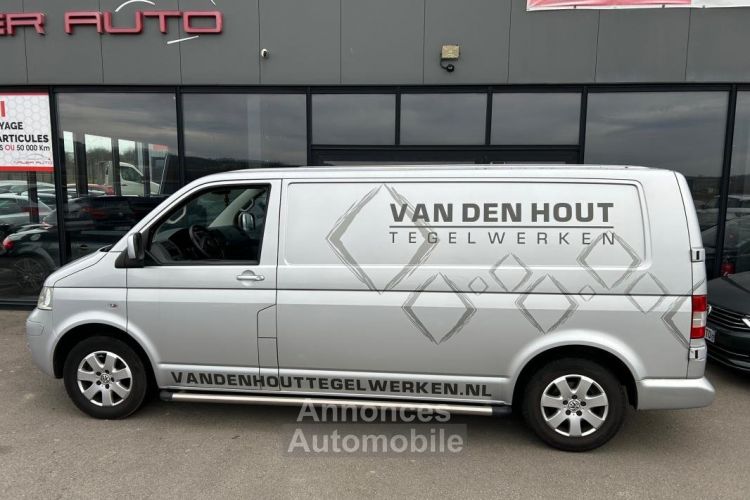 Volkswagen Transporter FOURGON FGN TOLE LB 1.9 TDI 102 3.0T - <small></small> 12.450 € <small>TTC</small> - #9