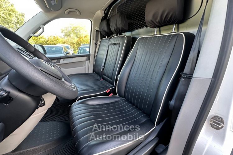 Volkswagen Transporter FOURGON GN TOLE L1H1 2.0 TDI 204 4MOTION - RENFORT ESSIEU 200 KG - JANTES 18'' - ATTELAGE - <small></small> 31.990 € <small>TTC</small> - #10