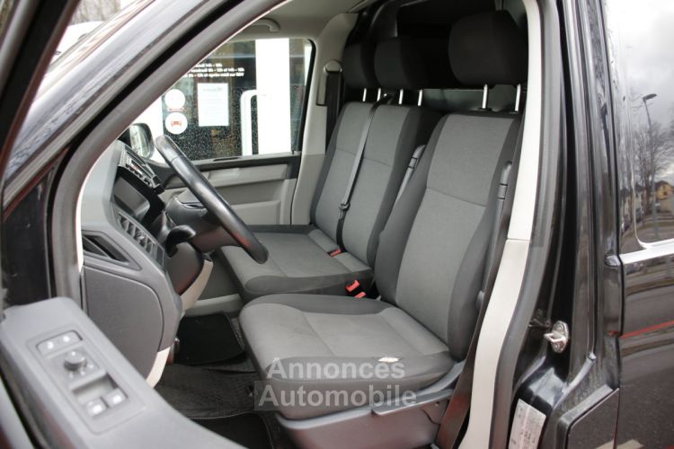 Volkswagen Transporter T6 Fourgon Court L1 2.0 TDI 150 Business Line DSG7 (TVA Récupérable, Habillage bois, Attelage...) - <small></small> 18.990 € <small>TTC</small> - #17