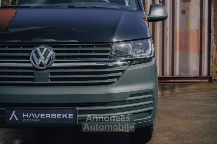 Volkswagen Transporter T6.1 150pk TDI DSG | LWB | Park Assist | App Connect - <small></small> 53.500 € <small></small> - #2
