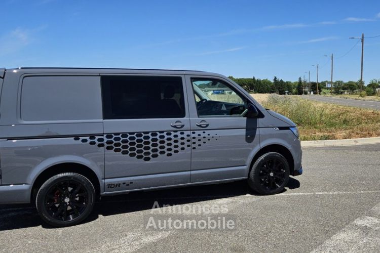 Volkswagen Transporter T6.1 2.0L TDI 150CH LOOK « TCR » PROCAB 5 PLACES - <small></small> 41.900 € <small>TTC</small> - #22