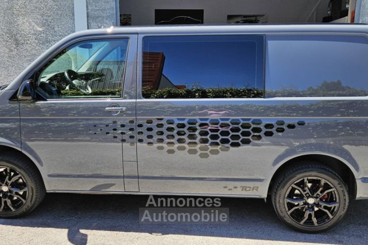 Volkswagen Transporter T6.1 2.0L TDI 150CH LOOK « TCR » PROCAB 5 PLACES - <small></small> 41.900 € <small>TTC</small> - #23