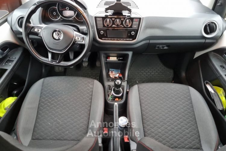 Volkswagen Up 1.0 60 BlueMotion Technology BVM5 Connect GARANTIE 12 mois - <small></small> 7.650 € <small>TTC</small> - #18