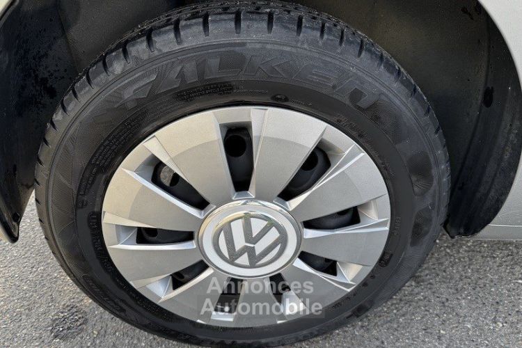 Volkswagen Up 1.0 75 Up! Connect - <small></small> 8.490 € <small>TTC</small> - #44