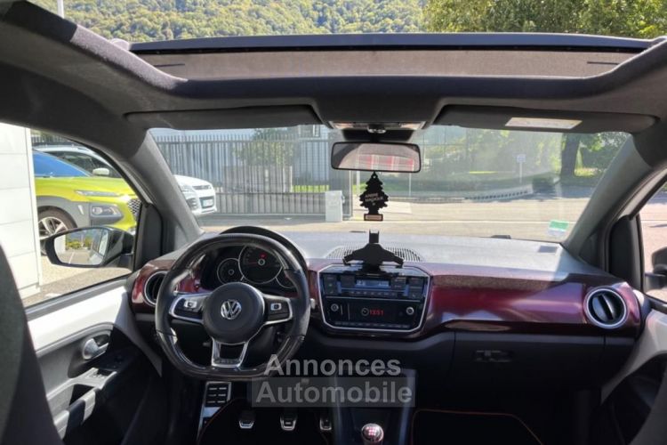 Volkswagen Up 1.0 TSI 115CH GTI CAMERA DE RECUL TOIT OUVRANT PANORAMIQUE - <small></small> 11.980 € <small>TTC</small> - #14