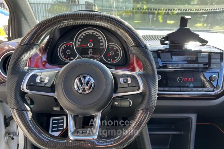 Volkswagen Up 1.0 TSI 115CH GTI CAMERA DE RECUL TOIT OUVRANT PANORAMIQUE - <small></small> 11.980 € <small>TTC</small> - #16