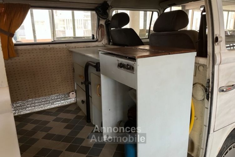 Volkswagen Westfalia VOLKSWAGEN COMBI T2 CAMPER WESTFALIA TYPE C - <small></small> 12.500 € <small>TTC</small> - #12