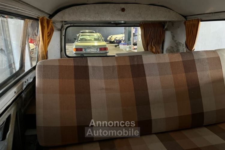 Volkswagen Westfalia VOLKSWAGEN COMBI T2 CAMPER WESTFALIA TYPE C - <small></small> 12.500 € <small>TTC</small> - #17