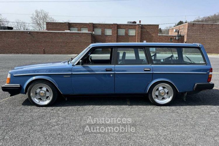 Volvo 240 - <small></small> 26.700 € <small>TTC</small> - #22