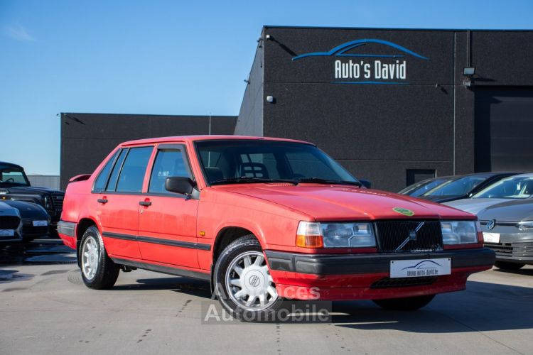 Volvo 940 GL Aut. 2.3i - OLDTIMER - ELEKTR. RAMEN - SERVO - TREKHAAK - <small></small> 2.500 € <small>TTC</small> - #1