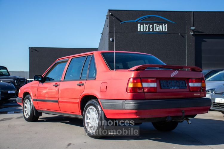 Volvo 940 GL Aut. 2.3i - OLDTIMER - ELEKTR. RAMEN - SERVO - TREKHAAK - <small></small> 2.500 € <small>TTC</small> - #9