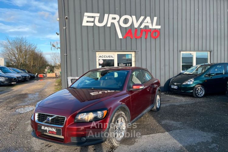 Volvo C30 1.6 D 110ch BASE - <small></small> 5.990 € <small>TTC</small> - #1