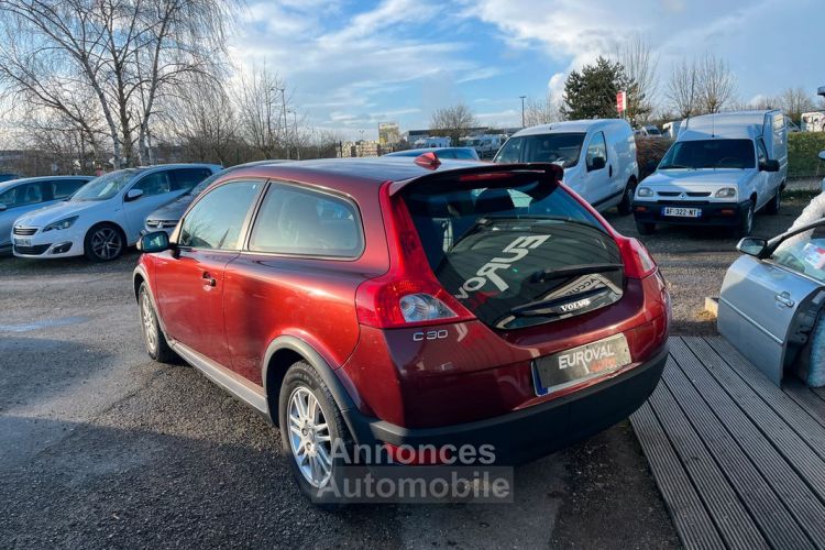 Volvo C30 1.6 D 110ch BASE - <small></small> 5.990 € <small>TTC</small> - #4