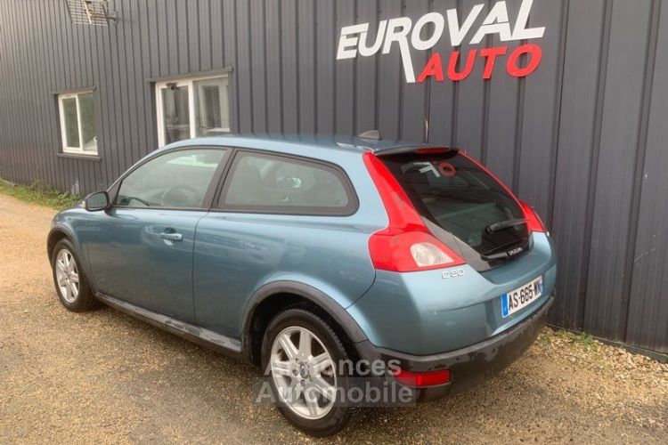 Volvo C30 1.6d 110ch momentum - <small></small> 5.990 € <small>TTC</small> - #2