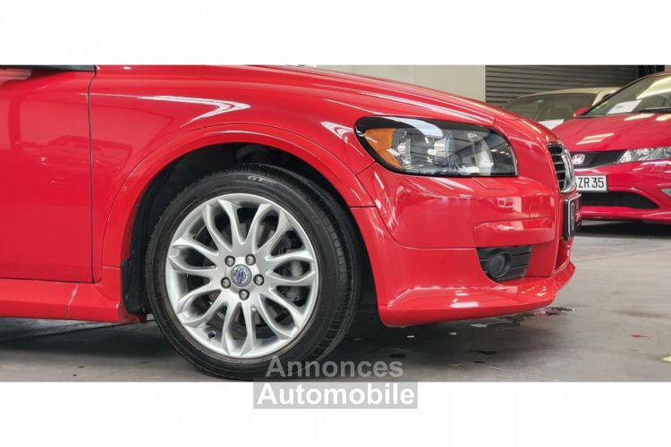 Volvo C30 2.5 TURBO 220 5 CYLINDRES / BVA / MOMENTUM R-DESIGN R DESIGN / CUIR - <small></small> 16.990 € <small>TTC</small> - #4