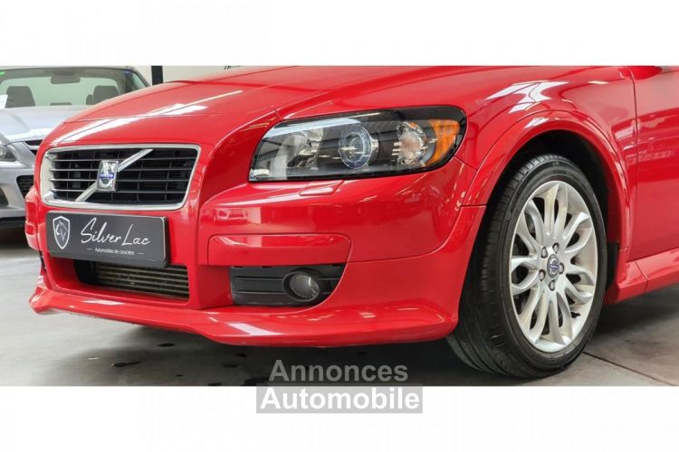 Volvo C30 2.5 TURBO 220 5 CYLINDRES / BVA / MOMENTUM R-DESIGN R DESIGN / CUIR - <small></small> 16.990 € <small>TTC</small> - #10