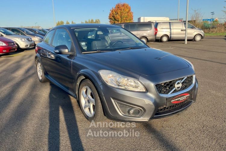 Volvo C30 D2 115CH MOMENTUM - <small></small> 7.490 € <small>TTC</small> - #12