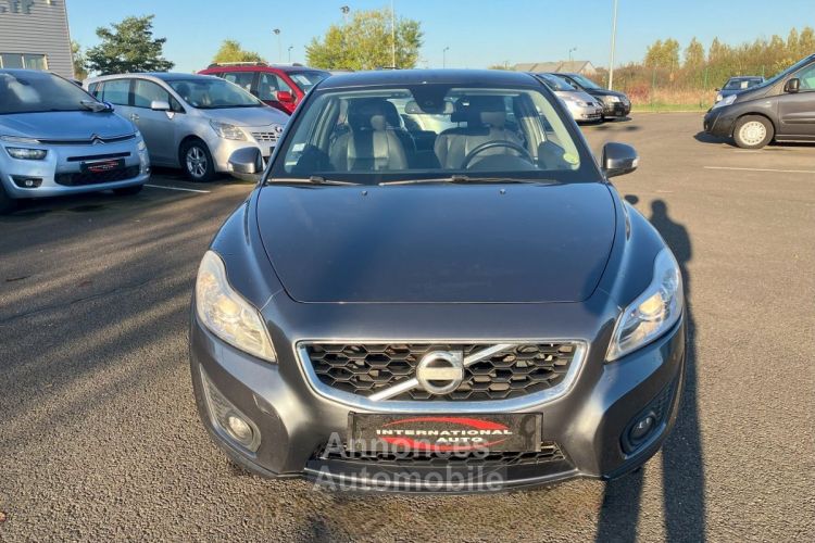 Volvo C30 D2 115CH MOMENTUM - <small></small> 7.490 € <small>TTC</small> - #13