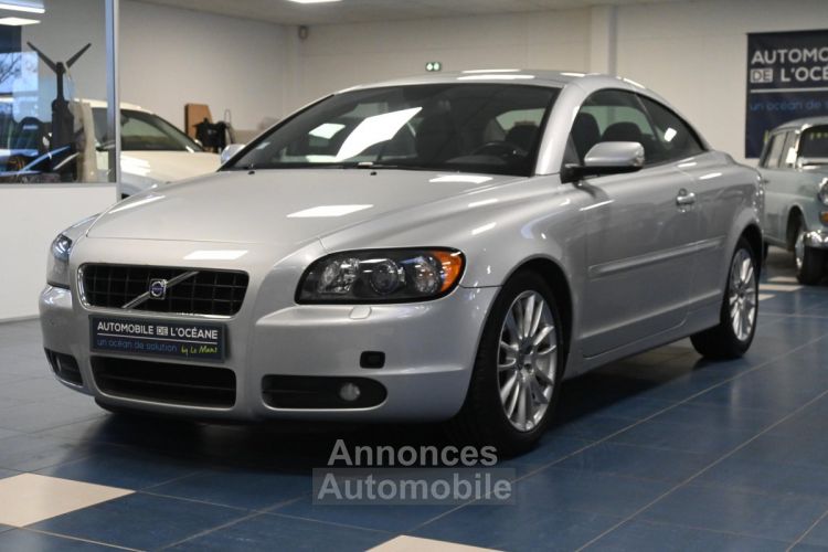 Volvo C70 CABRIOLET 2.4i 170 Summum Geartronic A - <small></small> 17.488 € <small>TTC</small> - #1