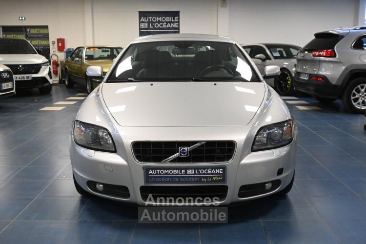 Volvo C70 CABRIOLET 2.4i 170 Summum Geartronic A - <small></small> 17.488 € <small>TTC</small> - #2