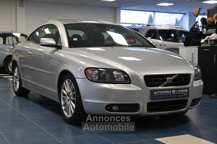 Volvo C70 CABRIOLET 2.4i 170 Summum Geartronic A - <small></small> 17.488 € <small>TTC</small> - #3