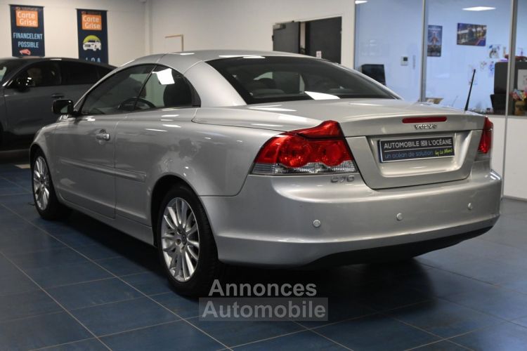 Volvo C70 CABRIOLET 2.4i 170 Summum Geartronic A - <small></small> 17.488 € <small>TTC</small> - #7