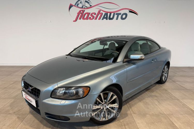 Volvo C70 CC 2.4 i 140cv-BVA-2009 - <small></small> 7.900 € <small>TTC</small> - #1