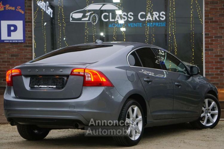 Volvo S60 1.5 T3 Momentum Boite AUTO Navi Clim Radars Carnet - <small></small> 16.990 € <small>TTC</small> - #3