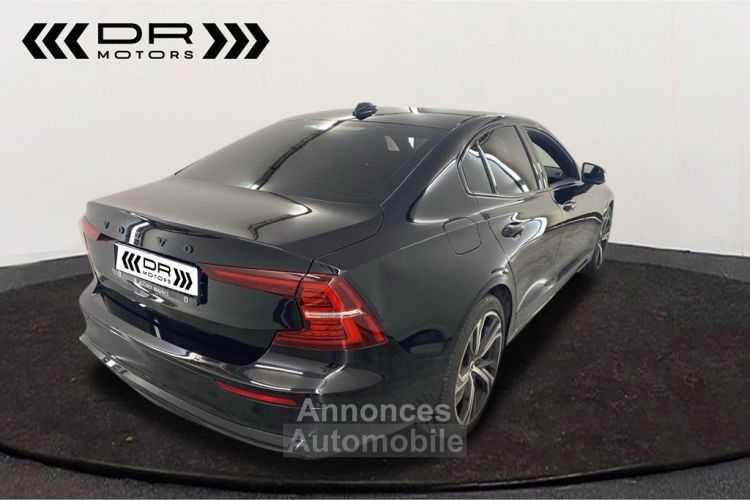 Volvo S60 B3 MHEV GEARTRONIC DARK PLUS - LEDER LED KEYLESS ENTRY HARMANN KARDON - <small></small> 35.995 € <small>TTC</small> - #4