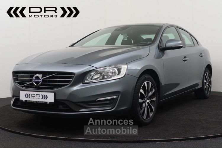 Volvo S60 D2 DYNAMIC EDITION - LEDER ADAPTIVE CRUISE BLIS NAVI - <small></small> 13.995 € <small>TTC</small> - #1