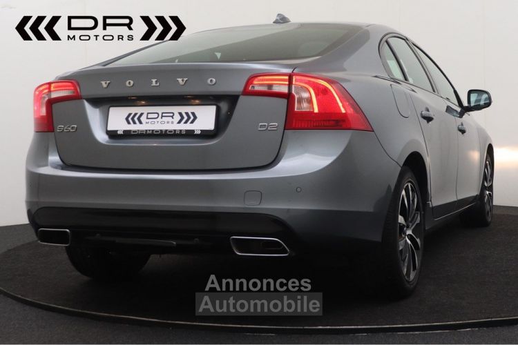 Volvo S60 D2 DYNAMIC EDITION - LEDER ADAPTIVE CRUISE BLIS NAVI - <small></small> 13.995 € <small>TTC</small> - #8