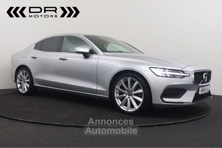 Volvo S60 T4 5.860km!!! GEARTRONIC INSCRIPTION - LEDER LED HARMAN KARDON 5.860km!!!! - <small></small> 31.995 € <small>TTC</small> - #2