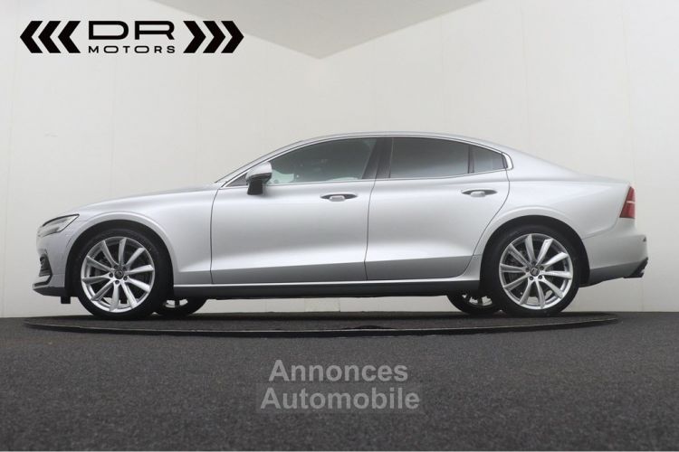 Volvo S60 T4 5.860km!!! GEARTRONIC INSCRIPTION - LEDER LED HARMAN KARDON 5.860km!!!! - <small></small> 31.995 € <small>TTC</small> - #4