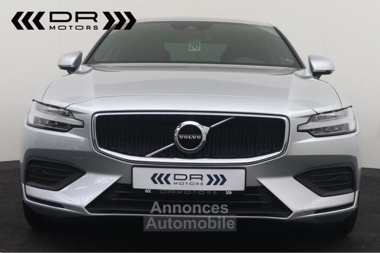 Volvo S60 T4 5.860km!!! GEARTRONIC INSCRIPTION - LEDER LED HARMAN KARDON 5.860km!!!! - <small></small> 31.995 € <small>TTC</small> - #9