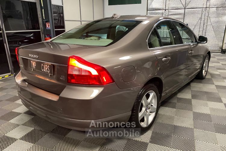 Volvo S80 II (124) 2.4 D5 AWD 4x4 (185Ch) - <small></small> 8.990 € <small>TTC</small> - #3