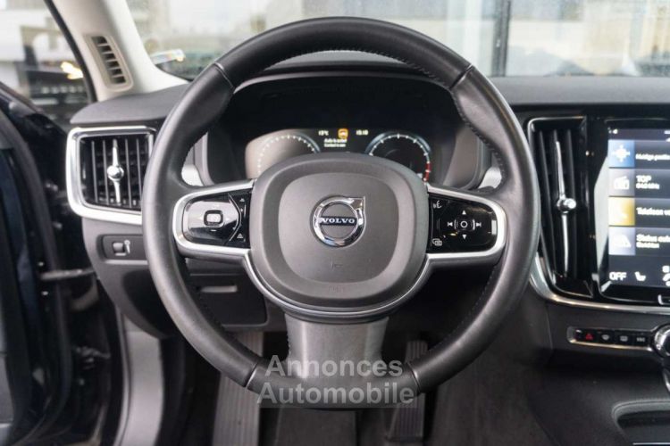 Volvo S90 2.0 T4 CarPlay MemorySeats LED Leather - <small></small> 26.900 € <small>TTC</small> - #15