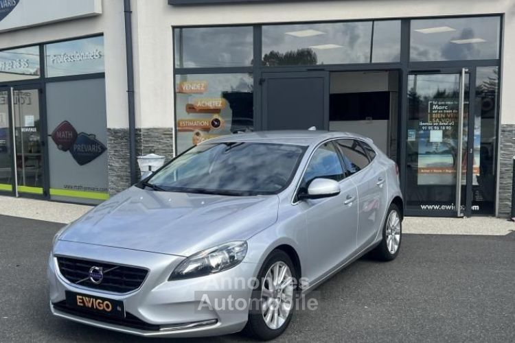 Volvo V40 1.6 D2 115 MOMENTUM POWERSHIFT A - <small></small> 10.989 € <small>TTC</small> - #1