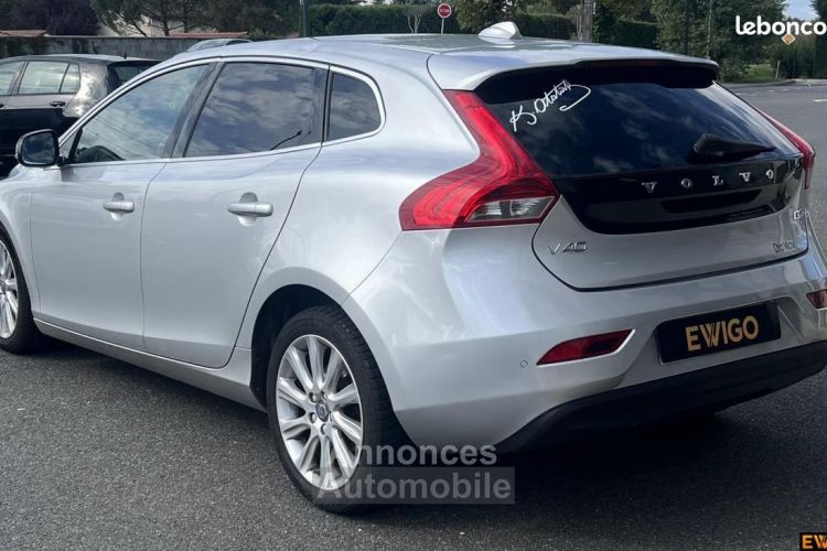 Volvo V40 1.6 D2 115 MOMENTUM POWERSHIFT A - <small></small> 10.989 € <small>TTC</small> - #4