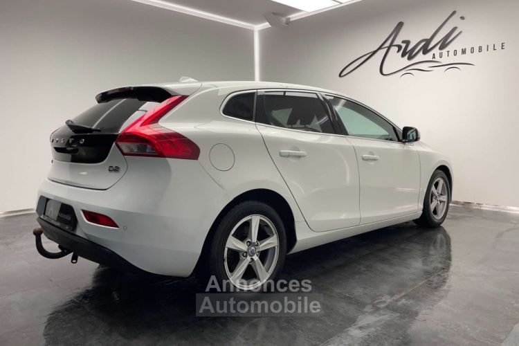 Volvo V40 1.6 D2 AIRCO SIEGES ELECTRIQUES CAPTEURS AR - <small></small> 6.500 € <small>TTC</small> - #13