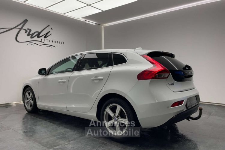 Volvo V40 1.6 D2 AIRCO SIEGES ELECTRIQUES CAPTEURS AR - <small></small> 6.500 € <small>TTC</small> - #14