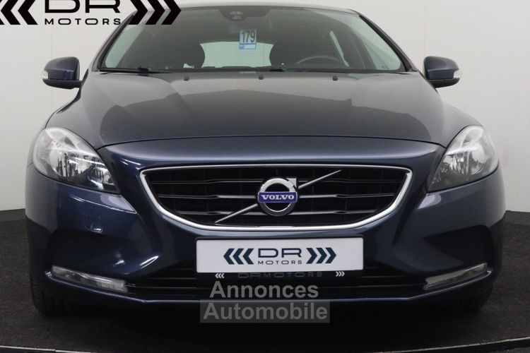 Volvo V40 1.6 D2 PROFESSIONAL PACK - NAVI PDC - <small></small> 9.995 € <small>TTC</small> - #9