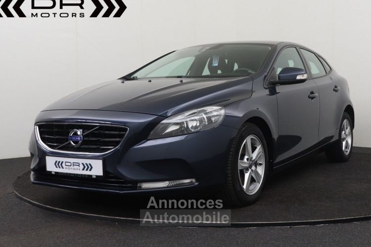 Volvo V40 1.6 D2 PROFESSIONAL PACK - NAVI PDC - <small></small> 9.995 € <small>TTC</small> - #1