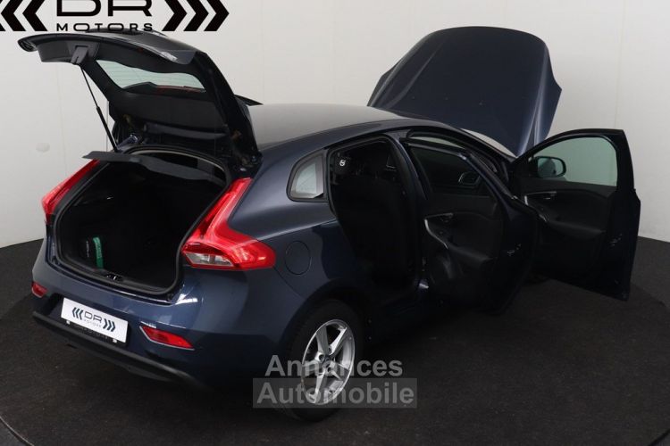 Volvo V40 1.6 D2 PROFESSIONAL PACK - NAVI PDC - <small></small> 9.995 € <small>TTC</small> - #10