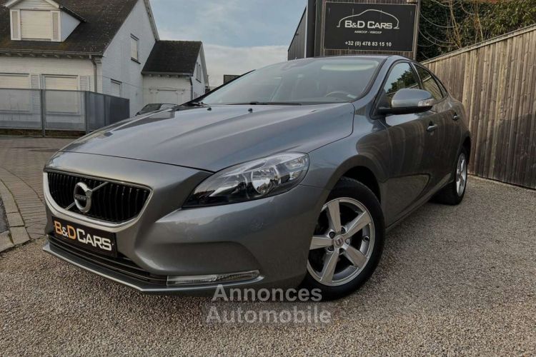 Volvo V40 2.0 D2 16-CRUISE-PDC-NAVI-CLIMA - <small></small> 12.990 € <small>TTC</small> - #3