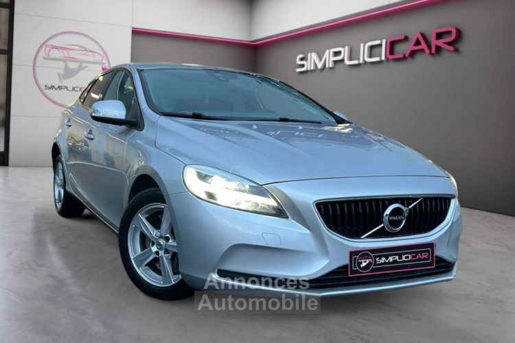 Volvo V40 2.0 D2 Geartronic - <small></small> 16.499 € <small>TTC</small> - #1