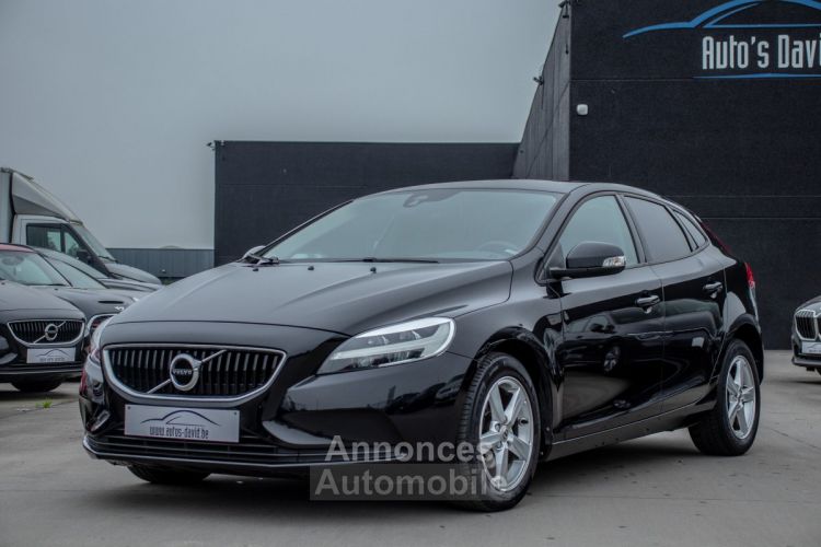 Volvo V40 2.0 D2 - HISTORIEK - AIRCO - CRUISECONTROL - SENSOREN - LED - EURO 6 - <small></small> 12.500 € <small>TTC</small> - #3