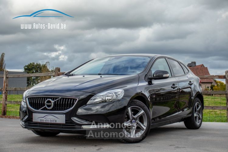 Volvo V40 2.0 D2 - HISTORIEK - PARKEERSENSOREN - AIRCO - CRUISECONTROL - EURO 6b - <small></small> 12.999 € <small>TTC</small> - #37