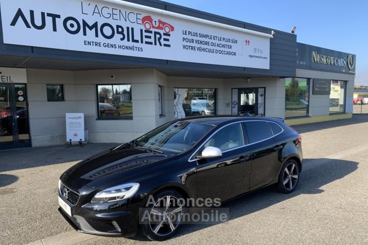 Volvo V40 2.0-D4 190 R-DESIGN Garantie OR - <small></small> 17.990 € <small>TTC</small> - #1